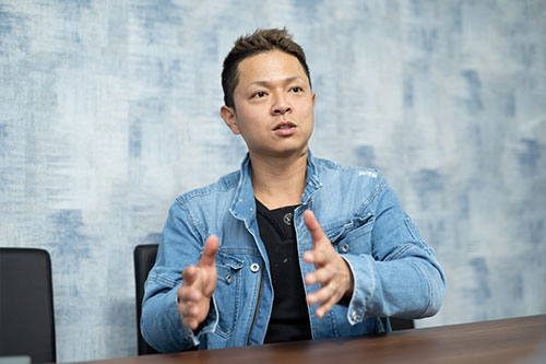 甲斐 慎太朗